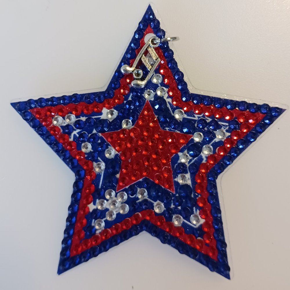 Patriotis star magnet music note